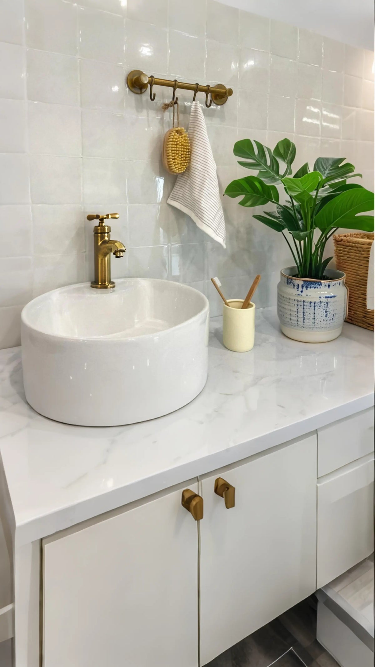 Peel-and-Stick Mosaic Tile: Design, Layout, Installation and Care — illustrative setting