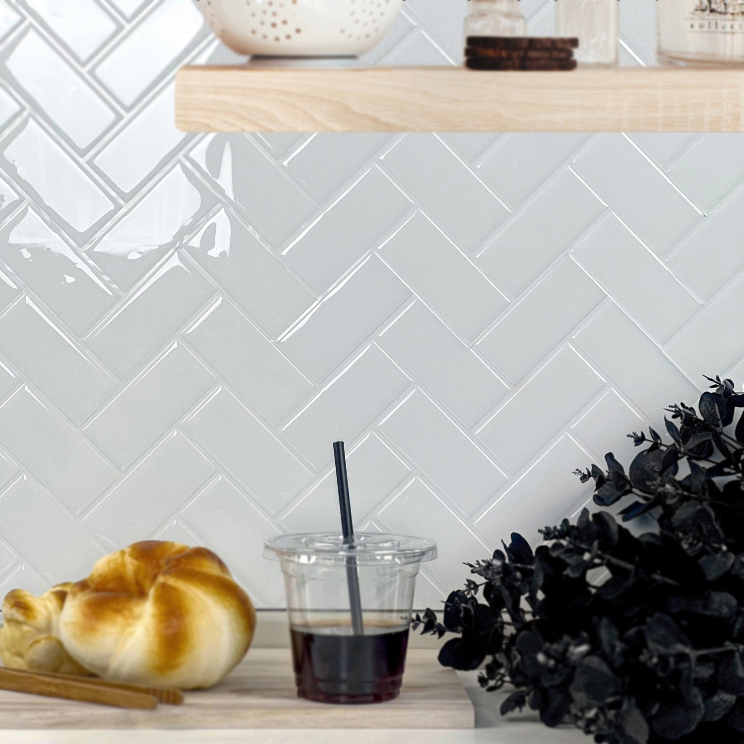 Stickwoll Bright White Zigzag Peel and Stick Tiles